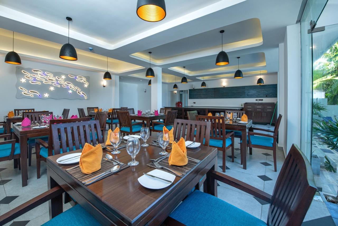 Grand Samudra Hotel Тангалла Экстерьер фото