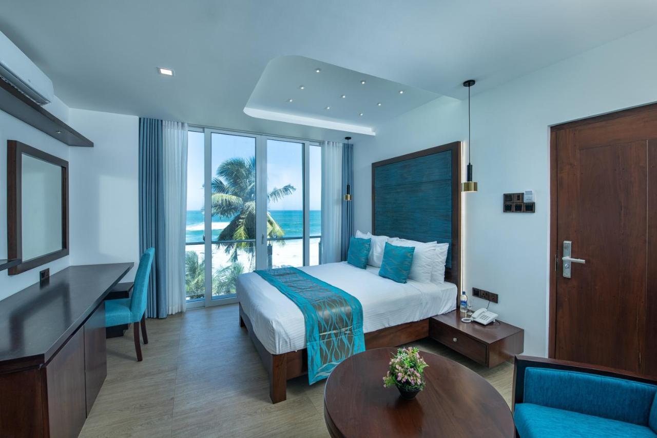 Grand Samudra Hotel Тангалла Экстерьер фото