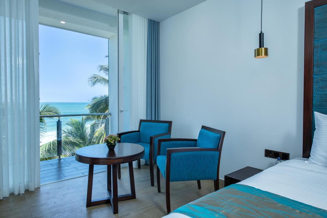 Grand Samudra Hotel Тангалла Экстерьер фото